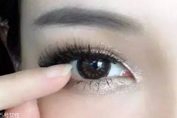 怎么畫睫毛好看 涂睫毛膏的技巧 怎么畫睫毛好看 涂睫毛膏的技巧