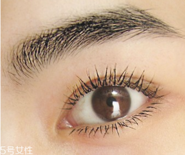 睫毛夾哪種適合新手 初學(xué)者必知眼部睫毛化妝技巧 睫毛夾哪種適合新手 初學(xué)者必知眼部睫毛化妝技巧