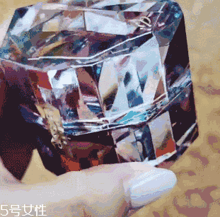 2018彩妝品牌的圣誕限定有哪些 2018大牌圣誕限定彩妝 2018彩妝品牌的圣誕限定有哪些 2018大牌圣誕限定彩妝