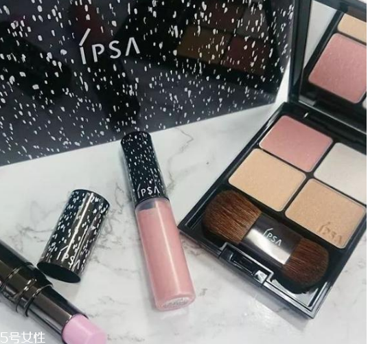 2018彩妝品牌的圣誕限定有哪些 2018大牌圣誕限定彩妝 2018彩妝品牌的圣誕限定有哪些 2018大牌圣誕限定彩妝