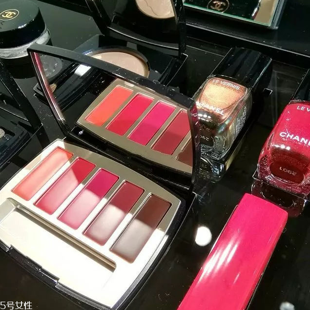 2018彩妝品牌的圣誕限定有哪些 2018大牌圣誕限定彩妝 2018彩妝品牌的圣誕限定有哪些 2018大牌圣誕限定彩妝