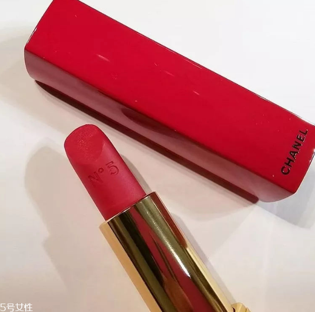 2018彩妝品牌的圣誕限定有哪些 2018大牌圣誕限定彩妝 2018彩妝品牌的圣誕限定有哪些 2018大牌圣誕限定彩妝