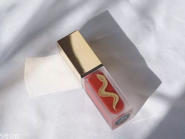 2018彩妝品牌的圣誕限定有哪些 2018大牌圣誕限定彩妝 2018彩妝品牌的圣誕限定有哪些 2018大牌圣誕限定彩妝