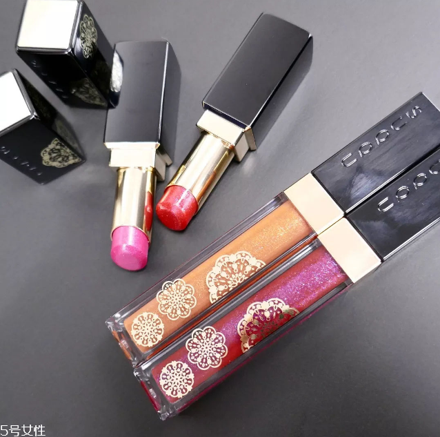 2018彩妝品牌的圣誕限定有哪些 2018大牌圣誕限定彩妝 2018彩妝品牌的圣誕限定有哪些 2018大牌圣誕限定彩妝