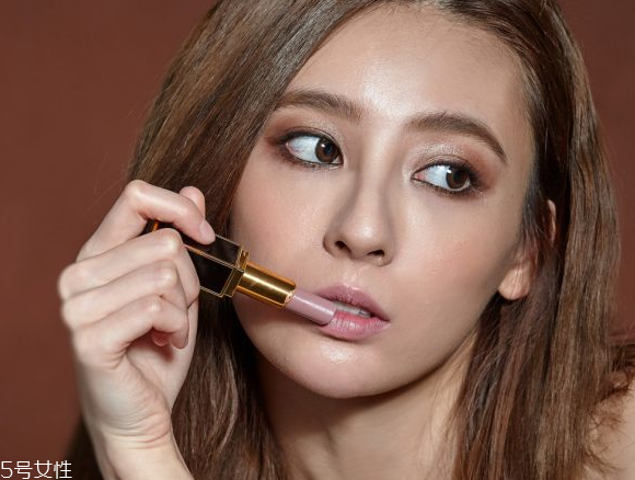 tom ford2018秋冬霧面口紅色號大全 秋冬大勢色是這些 tom ford2018秋冬霧面口紅色號大全 秋冬大勢色是這些