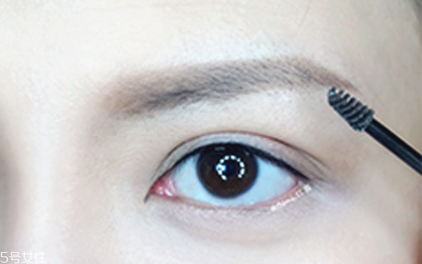 男生怎么畫眉毛好看圖解 男生畫眉毛的技巧圖解 男生怎么畫眉毛好看圖解 男生畫眉毛的技巧圖解