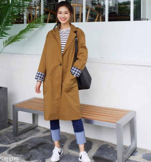 秋冬女生怎么穿衣搭配 秋冬女生穿衣搭配技巧 秋冬女生怎么穿衣搭配 秋冬女生穿衣搭配技巧