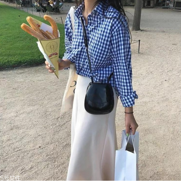 秋冬女生怎么穿衣搭配 秋冬女生穿衣搭配技巧 秋冬女生怎么穿衣搭配 秋冬女生穿衣搭配技巧