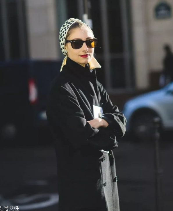 秋冬女生怎么穿衣搭配 秋冬女生穿衣搭配技巧 秋冬女生怎么穿衣搭配 秋冬女生穿衣搭配技巧