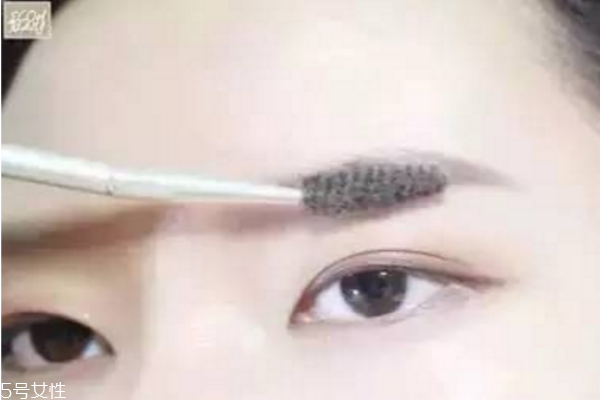 眉毛淡怎么畫(huà)眉毛好看 眉毛少這樣畫(huà)眉
