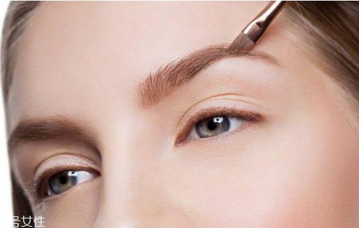 眉毛淡怎么畫(huà)眉毛好看 眉毛少這樣畫(huà)眉
