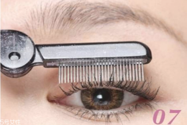 睫毛膏怎么刷沒(méi)有蒼蠅腿 又長(zhǎng)又翹的睫毛怎么刷出來(lái) 睫毛膏怎么刷沒(méi)有蒼蠅腿 又長(zhǎng)又翹的睫毛怎么刷出來(lái)