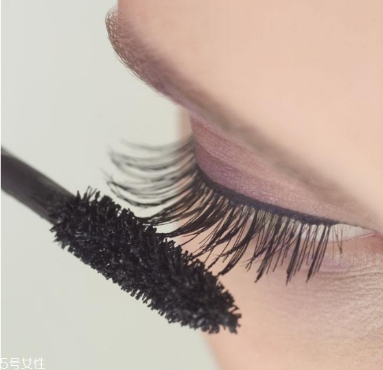 睫毛短用什么睫毛膏好 拿什么拯救你的短睫毛 睫毛短用什么睫毛膏好 拿什么拯救你的短睫毛