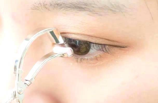 睫毛短用什么睫毛夾 這些都是你的大救星 睫毛短用什么睫毛夾 這些都是你的大救星