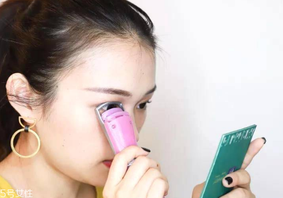 睫毛短用什么睫毛夾 這些都是你的大救星 睫毛短用什么睫毛夾 這些都是你的大救星