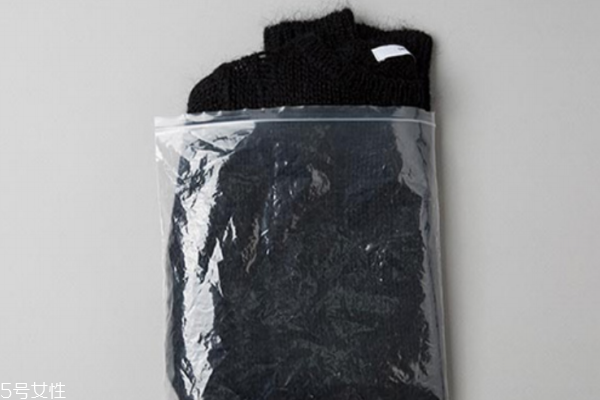 粗針織毛衣怎么洗掉 不能直接丟進(jìn)洗衣機(jī) 粗針織毛衣怎么洗掉 不能直接丟進(jìn)洗衣機(jī)