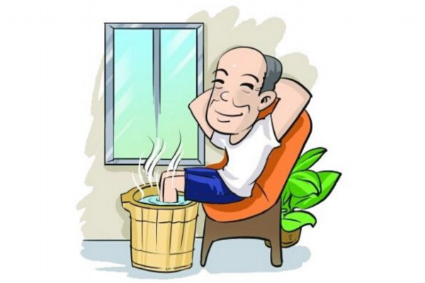 冬天天天泡腳好嗎 冬天泡腳的禁忌 冬天天天泡腳好嗎 冬天泡腳的禁忌