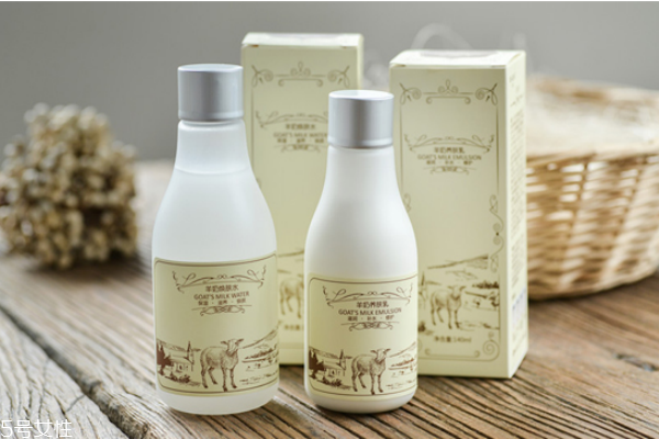 乳液和精華先后順序 原來這些年都用錯(cuò)了 乳液和精華先后順序 原來這些年都用錯(cuò)了