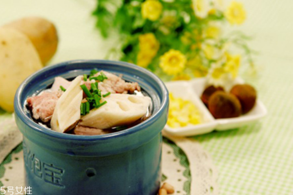 蓮藕排骨湯作用與營(yíng)養(yǎng)價(jià)值功效 蓮藕排骨湯作用與營(yíng)養(yǎng)價(jià)值功效