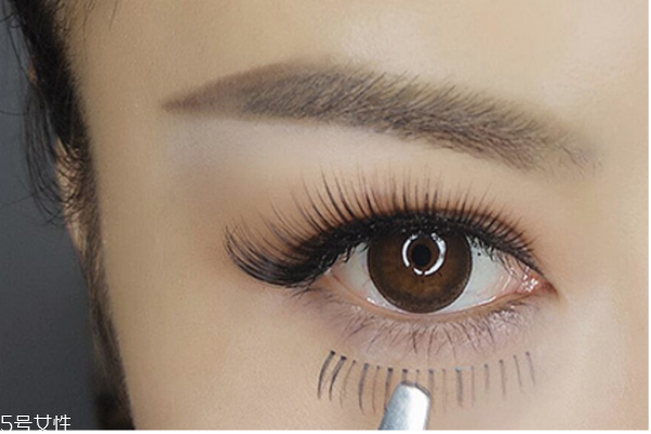 假睫毛可以戴著睡覺嗎 假睫毛的日常保養(yǎng) 假睫毛可以戴著睡覺嗎 假睫毛的日常保養(yǎng)