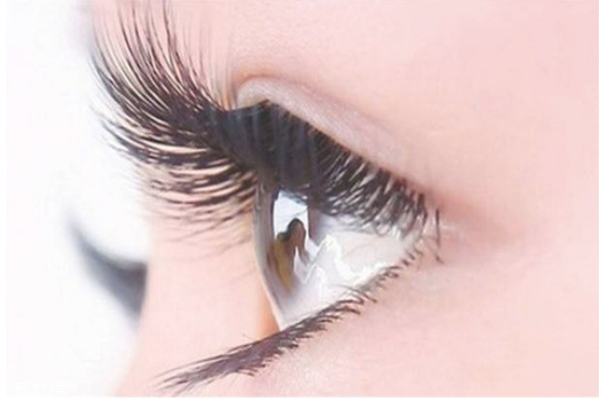 假睫毛可以戴著睡覺嗎 假睫毛的日常保養(yǎng) 假睫毛可以戴著睡覺嗎 假睫毛的日常保養(yǎng)