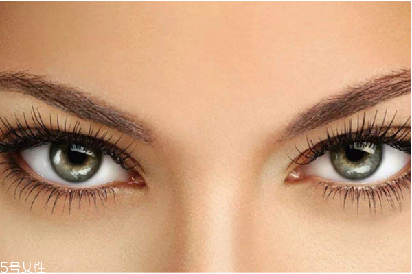 假睫毛可以戴著睡覺嗎 假睫毛的日常保養(yǎng) 假睫毛可以戴著睡覺嗎 假睫毛的日常保養(yǎng)
