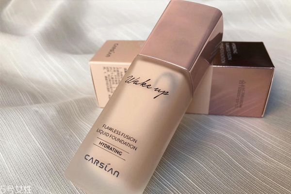 卡姿蘭大咖粉底液怎么樣 卡姿蘭大咖粉底液評測 卡姿蘭大咖粉底液怎么樣 卡姿蘭大咖粉底液評測