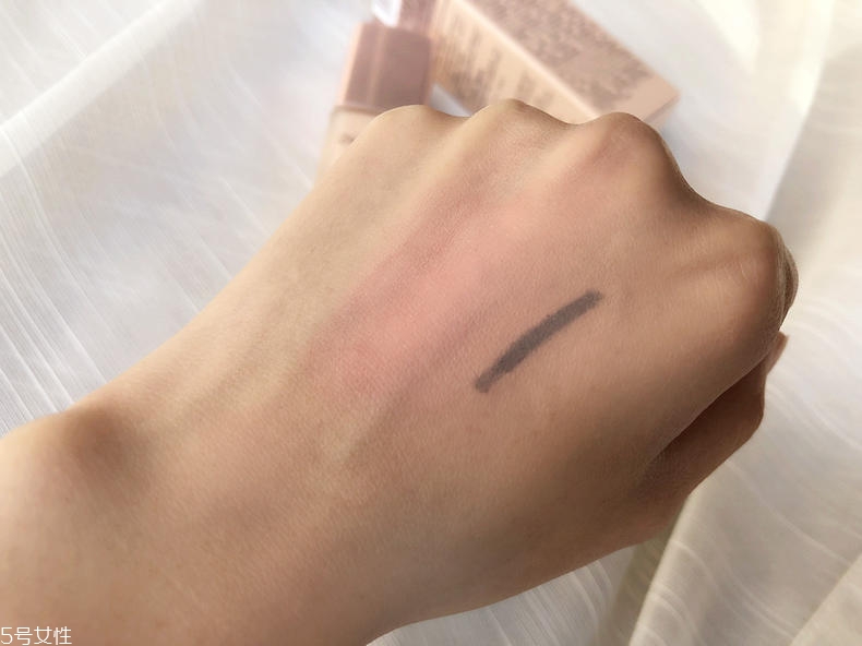 卡姿蘭大咖粉底液怎么樣 卡姿蘭大咖粉底液評測 卡姿蘭大咖粉底液怎么樣 卡姿蘭大咖粉底液評測