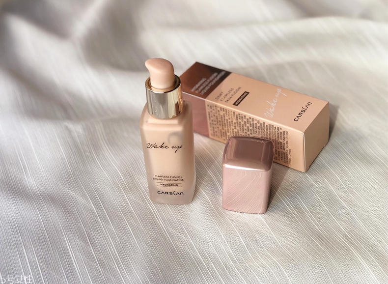 卡姿蘭大咖粉底液怎么樣 卡姿蘭大咖粉底液評測 卡姿蘭大咖粉底液怎么樣 卡姿蘭大咖粉底液評測