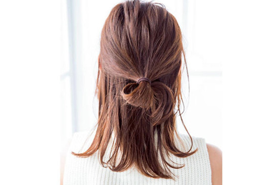 冬天頭發(fā)怎么扎好看 冬天短發(fā)好還是長(zhǎng)發(fā)好 冬天頭發(fā)怎么扎好看 冬天短發(fā)好還是長(zhǎng)發(fā)好