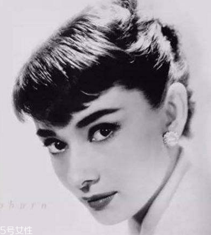 赫本妝容畫法 教你如何畫赫本妝 赫本妝容畫法 教你如何畫赫本妝