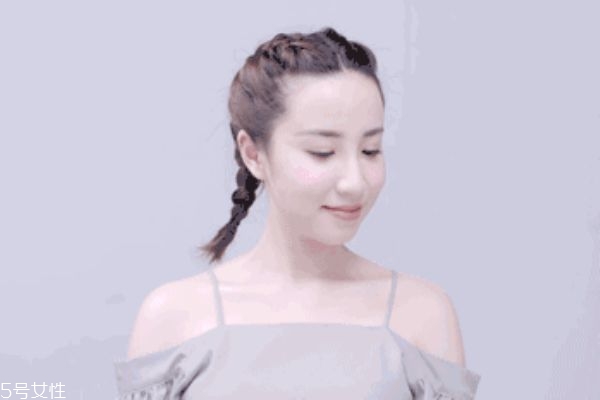 腮紅怎么打可愛 不同臉型的腮紅畫法 腮紅怎么打可愛 不同臉型的腮紅畫法