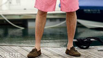 女孩子夏天穿什么鞋子 3款舒適又遮丑好鞋 女孩子夏天穿什么鞋子 3款舒適又遮丑好鞋