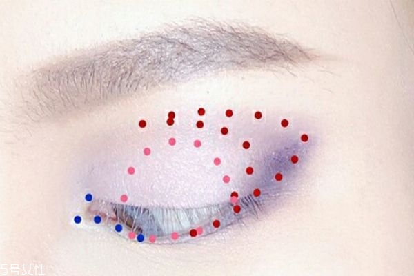 紫色眼影好看嗎 紫色眼妝的畫法 紫色眼影好看嗎 紫色眼妝的畫法