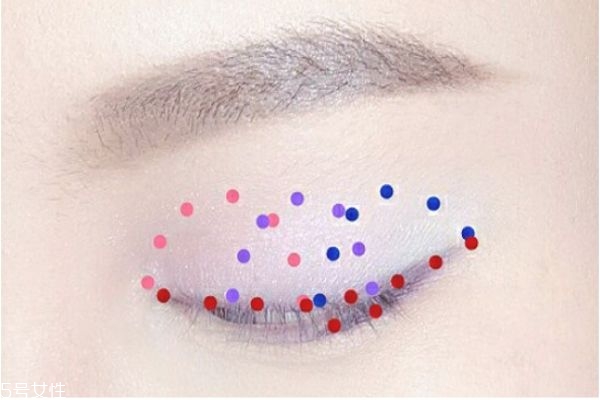 紫色眼影好看嗎 紫色眼妝的畫法 紫色眼影好看嗎 紫色眼妝的畫法