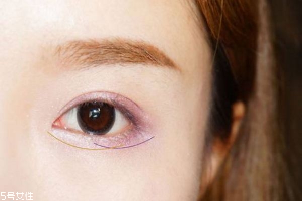 紫色眼影好看嗎 紫色眼妝的畫法 紫色眼影好看嗎 紫色眼妝的畫法