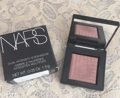 藕粉色眼影怎么畫 好看的秋冬眼妝教程 藕粉色眼影怎么畫 好看的秋冬眼妝教程