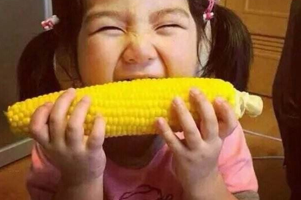 嬰兒吸手指是怎么回事怎么辦 嬰兒吸手指是怎么回事怎么辦