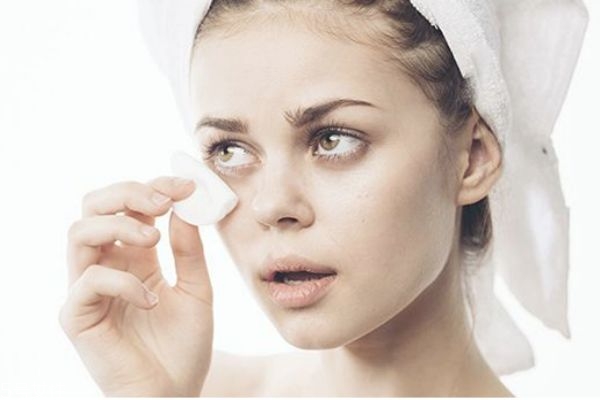 閉口粉刺可以敷面膜嗎 如何去封閉性閉口粉刺 閉口粉刺可以敷面膜嗎 如何去封閉性閉口粉刺