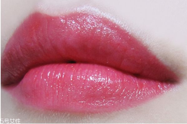 mac口紅red coquette怎么樣 mac red coquette試色 mac口紅red coquette怎么樣 mac red coquette試色