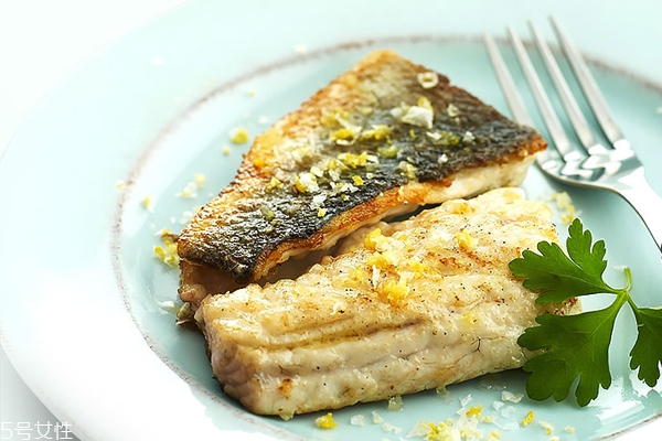 醬油添加了色素嗎 優(yōu)質(zhì)醬油無(wú)需添加色素 醬油添加了色素嗎 優(yōu)質(zhì)醬油無(wú)需添加色素