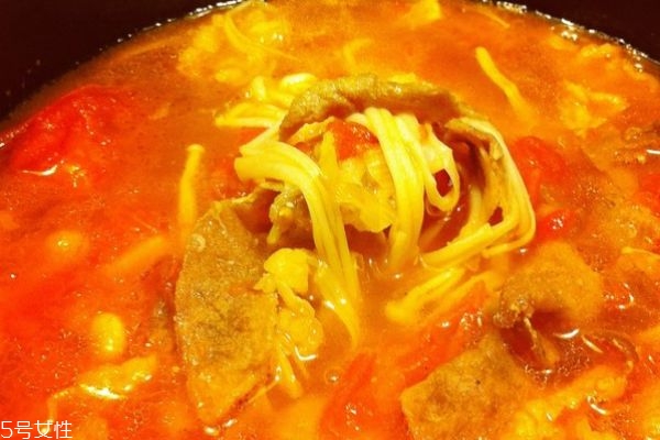 番茄肥牛金針菇的做法 教你怎么做出最好吃的下飯菜 番茄肥牛金針菇的做法 教你怎么做出最好吃的下飯菜