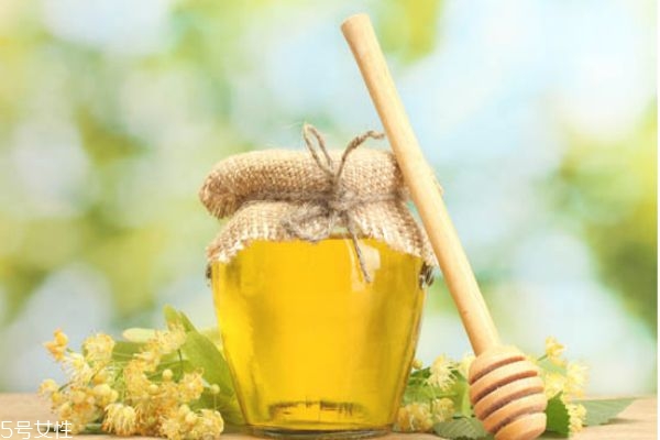 蜂蜜有什么藥用價值 蜂蜜的吃法 蜂蜜有什么藥用價值 蜂蜜的吃法