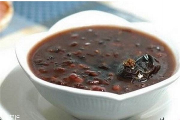 補(bǔ)氣養(yǎng)血好療效 飲食助手來(lái)推薦 補(bǔ)氣養(yǎng)血好療效 飲食助手來(lái)推薦