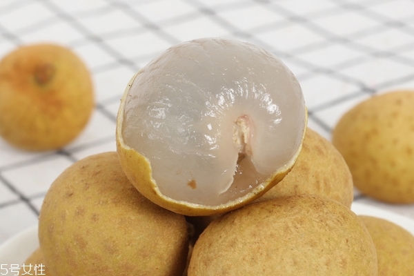 龍眼有什么營(yíng)養(yǎng) 營(yíng)養(yǎng)價(jià)值超高 龍眼有什么營(yíng)養(yǎng) 營(yíng)養(yǎng)價(jià)值超高