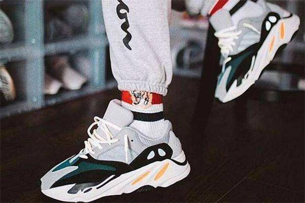 yeezy 700能水洗嗎 不要泡在水里 yeezy 700能水洗嗎 不要泡在水里