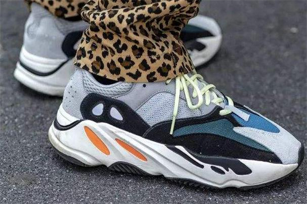 yeezy 700鞋帶怎么系 潮人系鞋帶是這樣 yeezy 700鞋帶怎么系 潮人系鞋帶是這樣