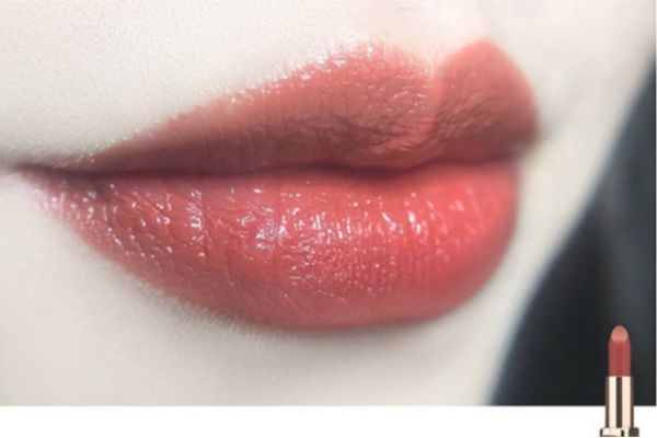 歐萊雅紛澤滋潤唇膏試色 歐萊雅紛澤滋潤口紅 歐萊雅紛澤滋潤唇膏試色 歐萊雅紛澤滋潤口紅