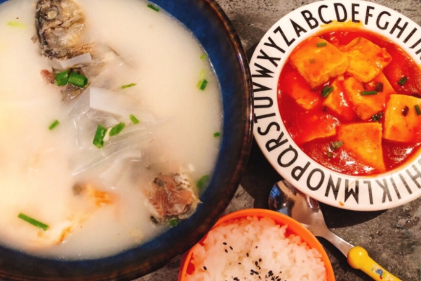 魚湯是苦的還能喝嗎 最好不喝 魚湯是苦的還能喝嗎 最好不喝