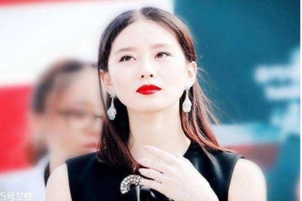 頸紋怎么去除 頸紋的消除方法 頸紋怎么去除 頸紋的消除方法